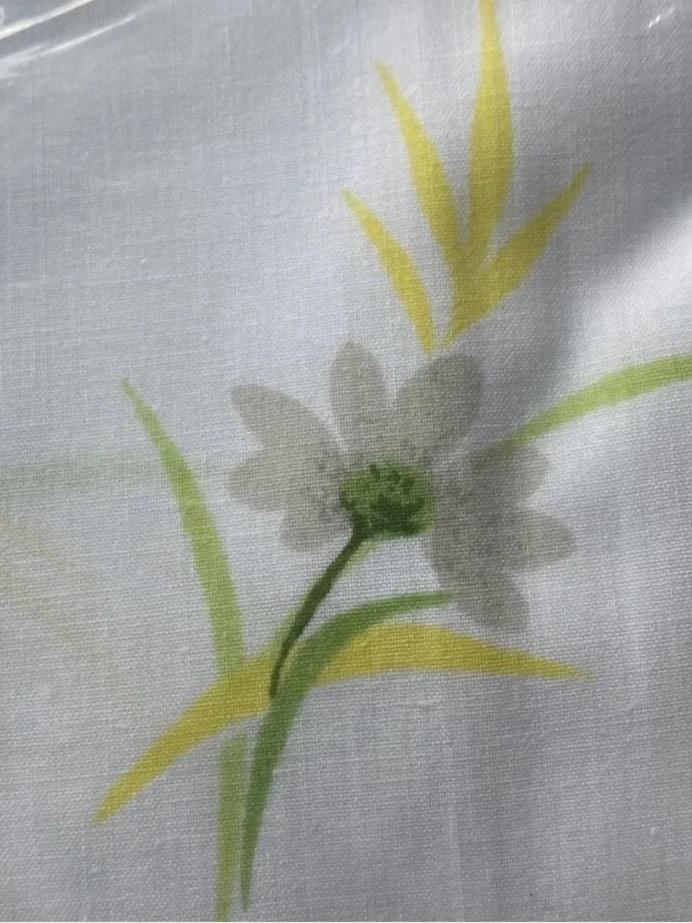 Wondercale White Floral Comforter - White with Yellow & Green Accent